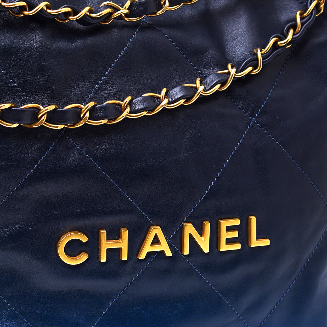 Chanel - Blue Degrade Quilted Shiny Calfskin Chanel 22 Medium Bag 